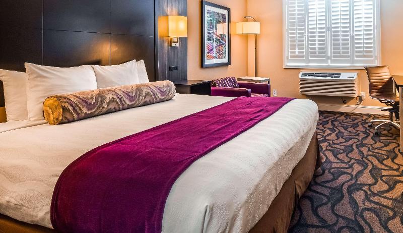 Номер Стандарт Адаптированный для Инвалидов, Best Western Plus Airport Plaza