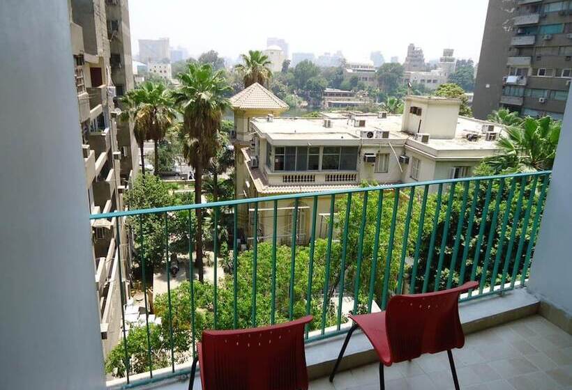 اتاق استاندارد با چشم‌انداز شهر, Pharaohs
