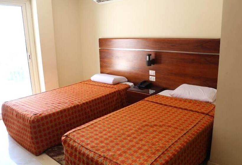 Quarto Deluxe Vista Cidade, Pharaohs