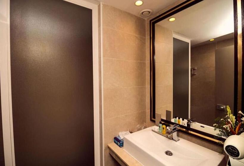 Quarto Prestige, Sarakawa
