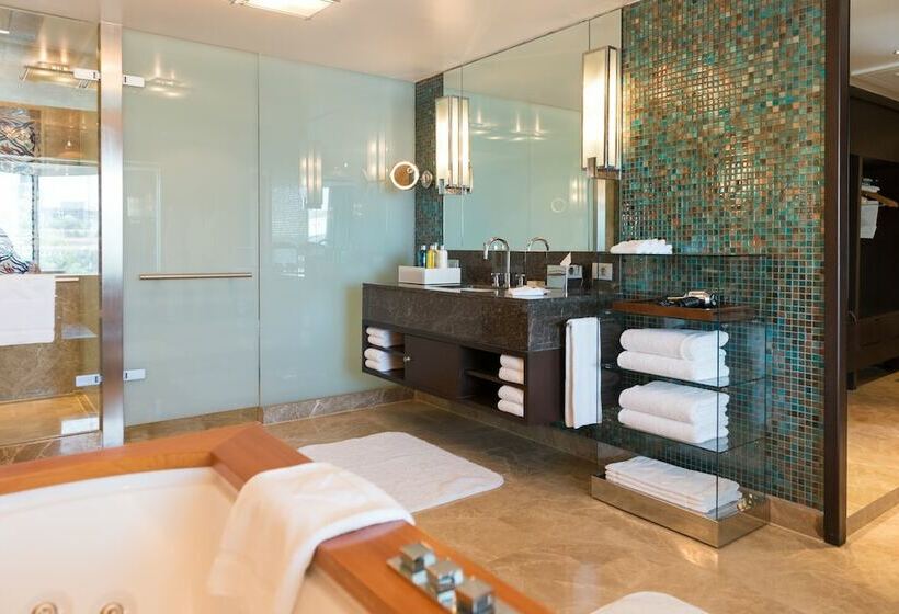 プレジデンシャル・スイート3寝室, Swissotel The Bosphorus Istanbul