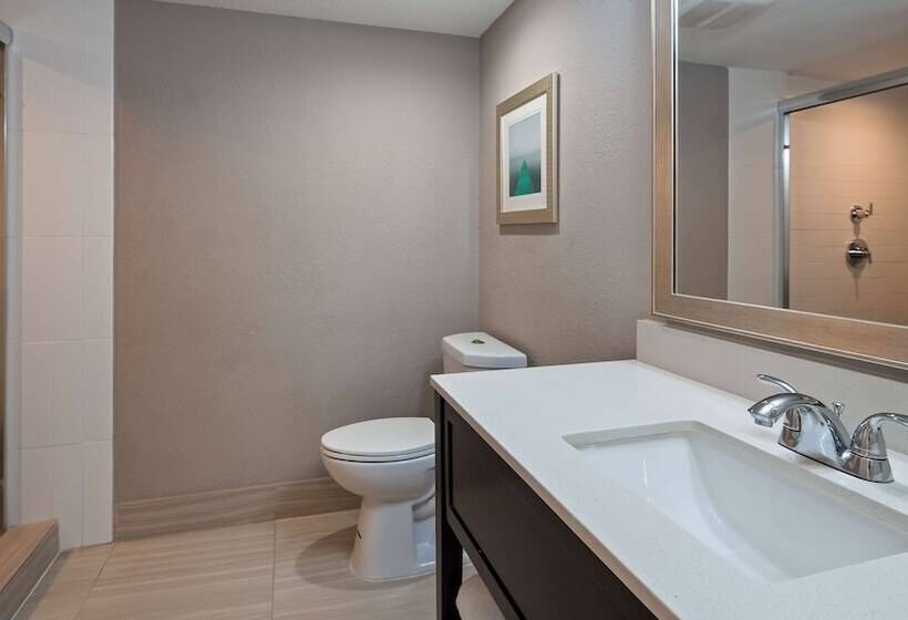 חדר סטנדרט מיטה זוגית, Best Western Plus Oceanside Inn