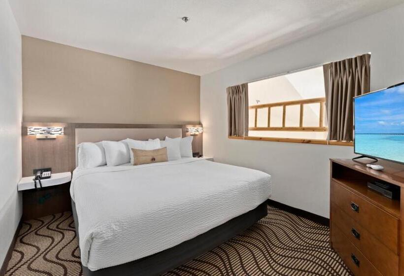 Люкс Кровать Кинг, Cedar Street Hotel & Suites