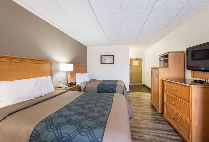 Номер Стандарт 2 Двуспальные Кровати, Econo Lodge Quakertown