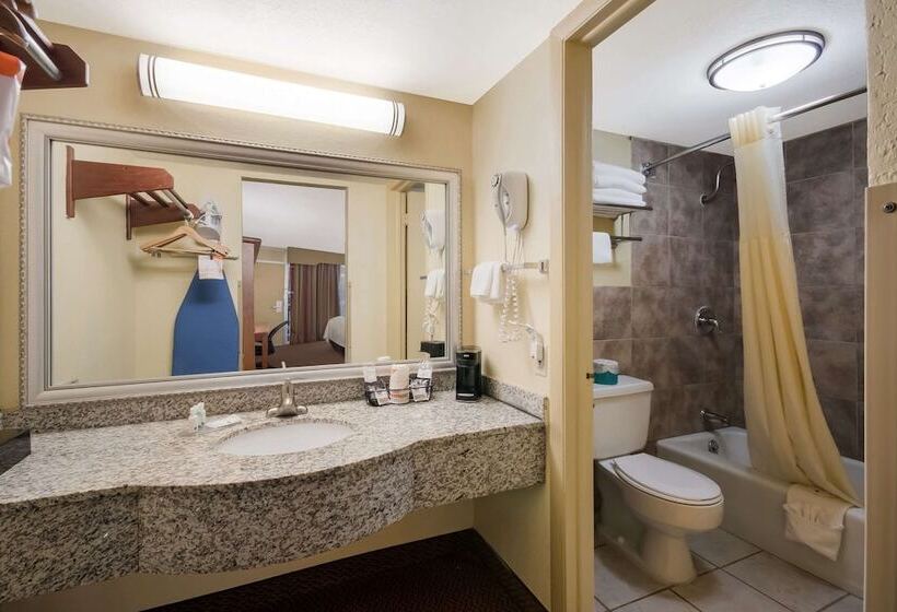 Номер Стандарт 2 Двуспальные Кровати, Quality Inn