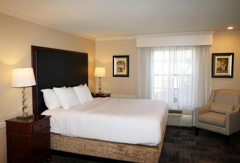 キングサイドベッドのスタンダードワンルーム, Wingate By Wyndham Bellingham Heritage Inn