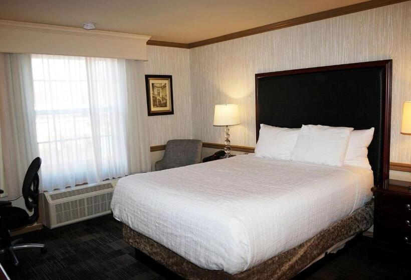 身障者適用クイーンサイズベッドルーム, Wingate By Wyndham Bellingham Heritage Inn