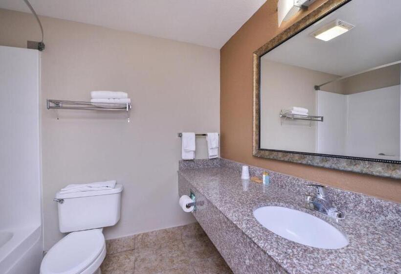 Люкс Кровать Кинг, Americas Best Value Inn & Suites Bastrop