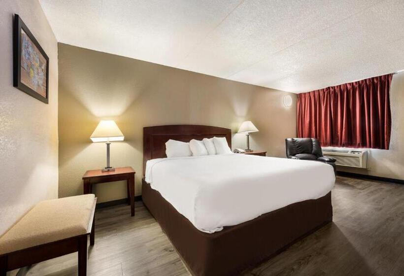 اتاق استاندارد با تخت بزرگ, Knights Inn College Station