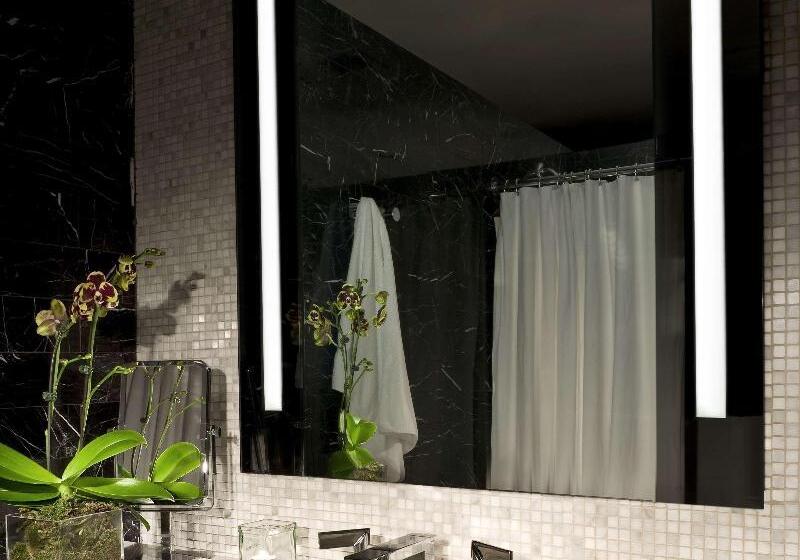 Номер Superior, Sixty Beverly Hills