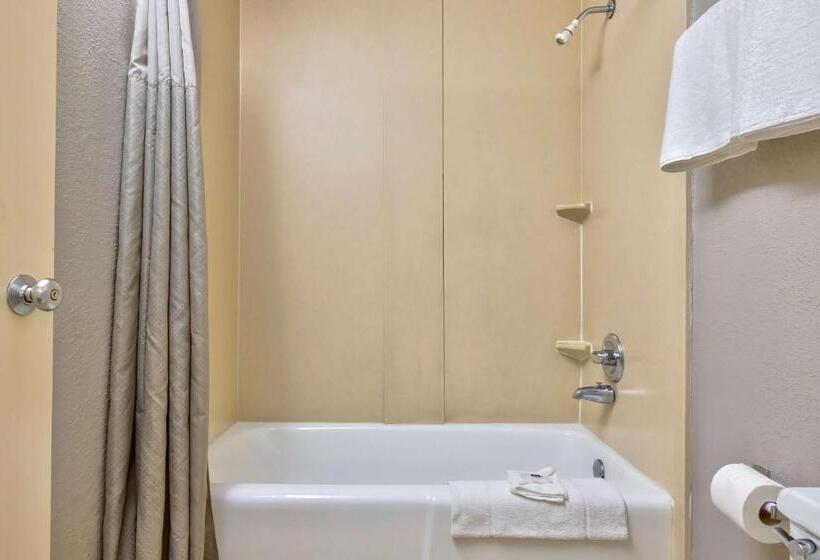 Номер Deluxe Кровать Кинг, Motel 6 Morgantown