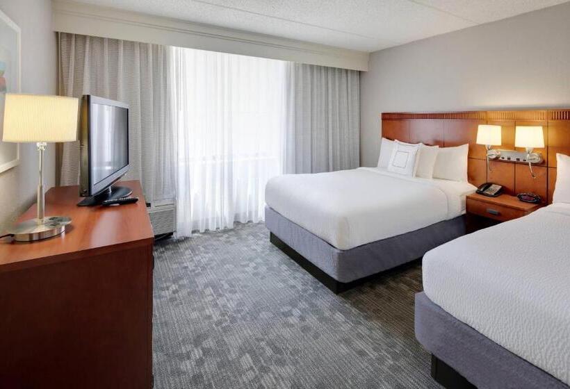 스위트, Courtyard By Marriott Atlanta Windy Hill/ballpark