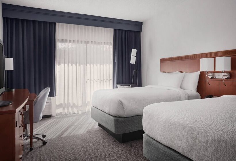 اتاق استاندارد با 2 تخت دوبل, Courtyard By Marriott Rockville