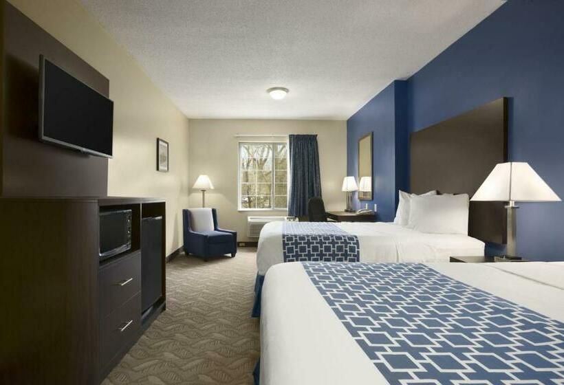 스위트, Days Inn & Suites By Wyndham Cherry Hill  Philadelphia