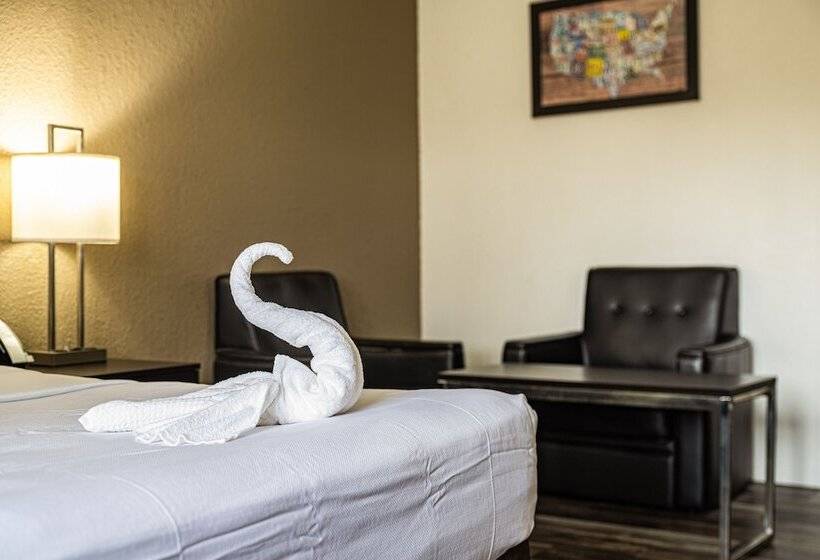 Номер Стандарт, Econo Lodge Cleveland Southeast  Kent