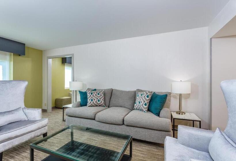 이그제큐티브 스위트, Holiday Inn Express Exton   Great Valley, An Ihg