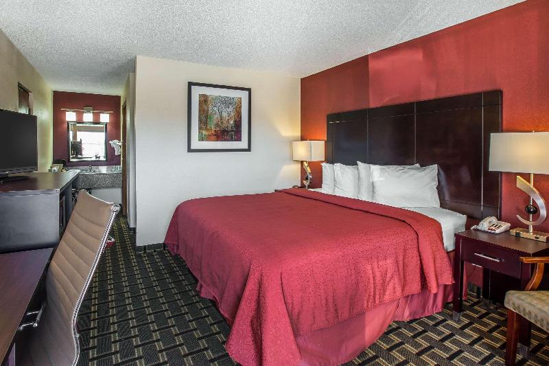 Quarto Estandar Cama King, Quality Inn