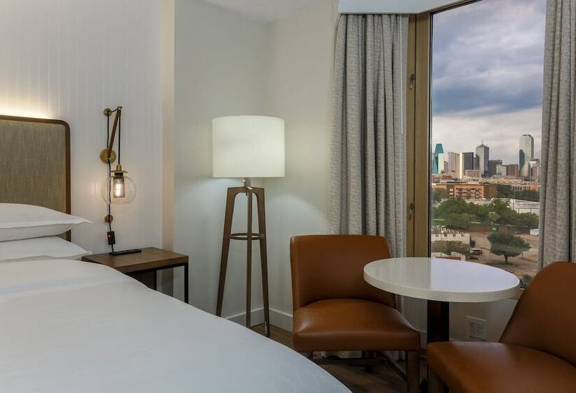 Suite z Balkonem, Sheraton Suites Market Center Dallas