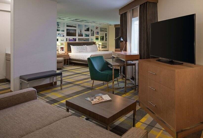 سوییت, The Wayfarer San Luis Obispo, Tapestry Collection By Hilton