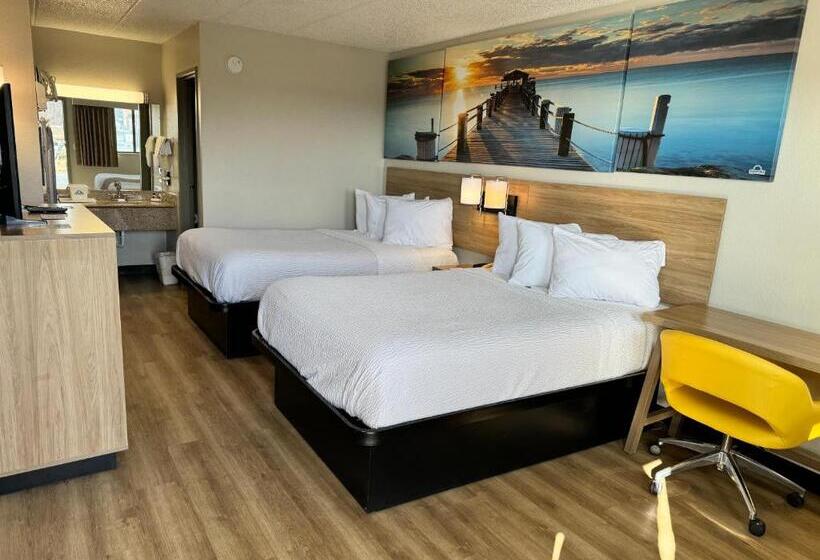 Номер Deluxe, Days Inn By Wyndham Cloverdale Greencastle