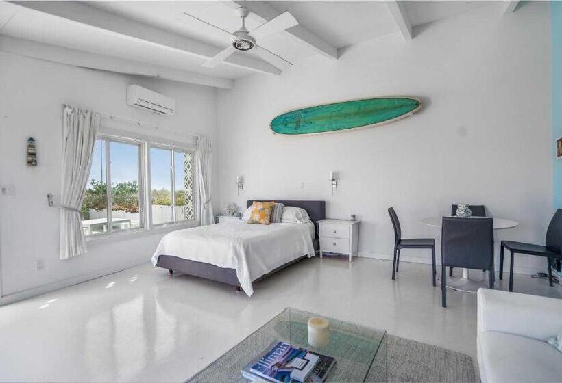 Студия Deluxe, Driftwood Resort On The Ocean