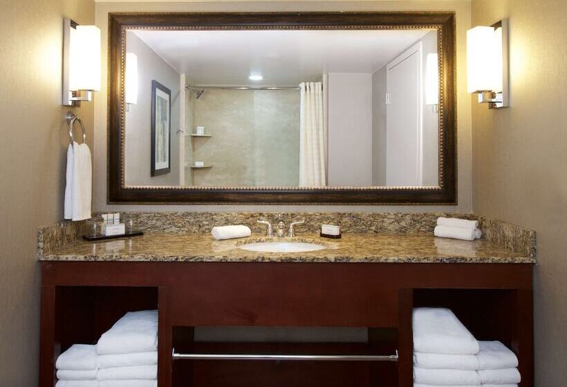 스탠다드 룸 더블 침대 2개, Embassy Suites By Hilton Portland Tigard