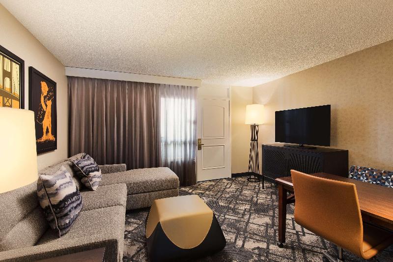 Люкс, Embassy Suites San Francisco Airport   South San Francisco