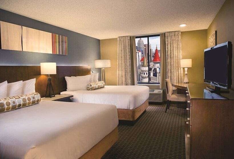 اتاق رویال, Excalibur Hotel & Casino