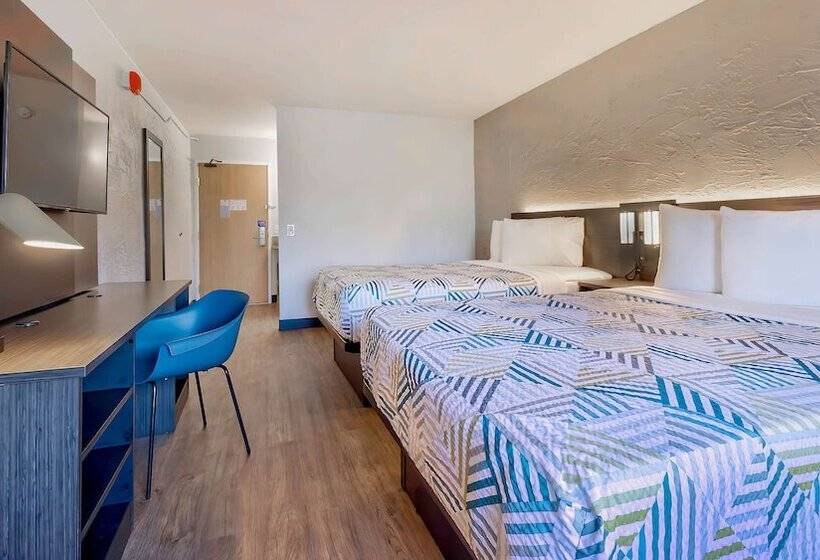 스탠다드 룸 더블 침대 2개, Motel 6milwaukee, Wi  Glendale