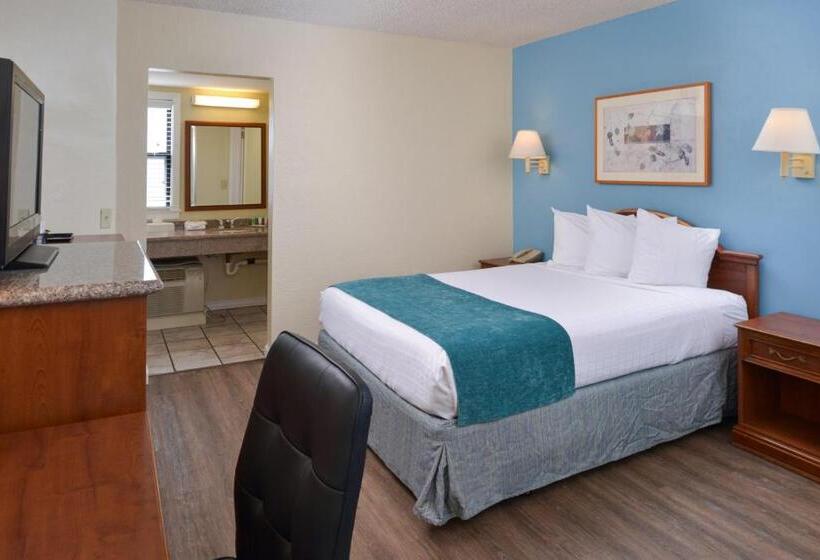 Номер Стандарт, Edgewater Inn And Suites
