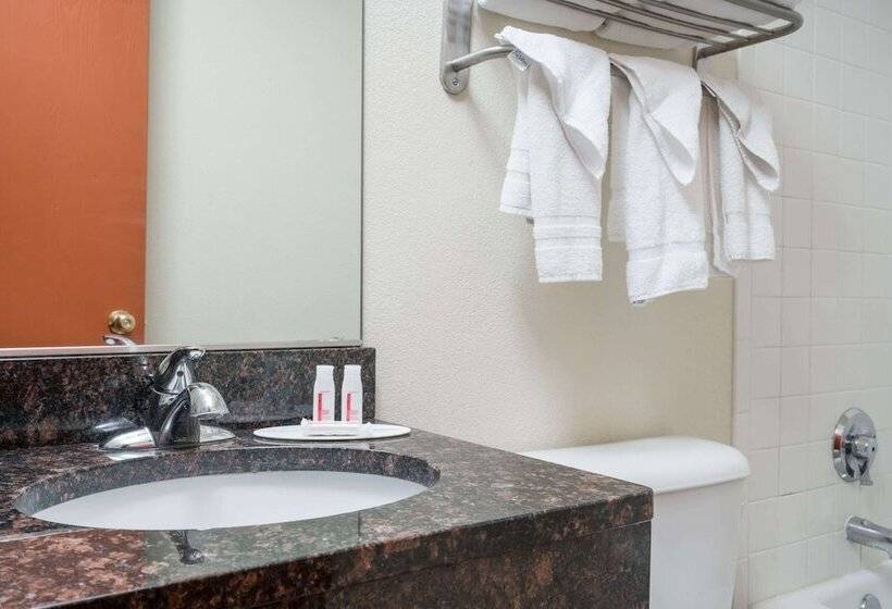 Люкс Повышенной Комфортности, Baymont By Wyndham Eau Claire Wi