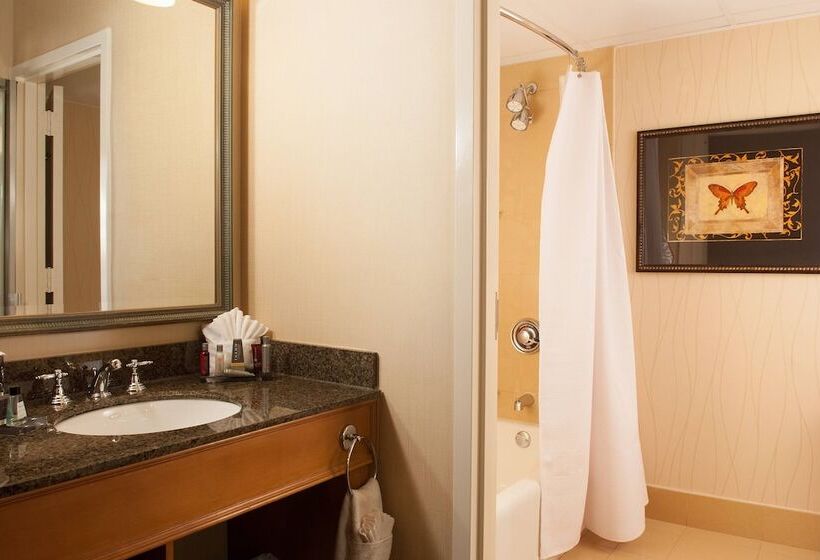 Номер Executive, Greenville Marriott