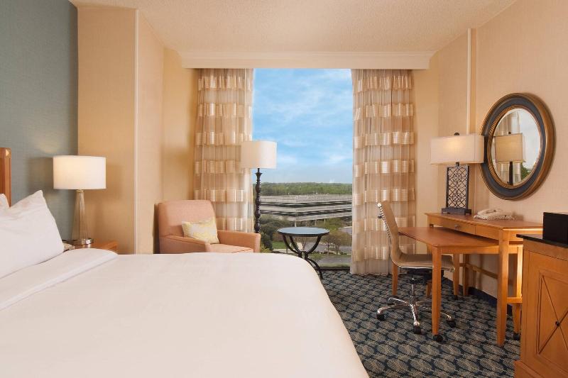 Номер Executive Кровать Кинг, Greenville Marriott