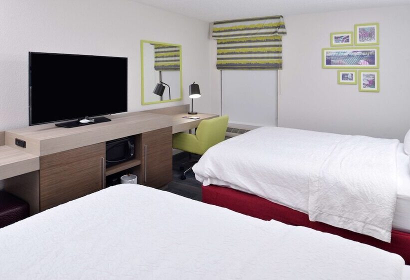 Номер Стандарт 2 Двуспальные Кровати, Hampton Inn Greenville