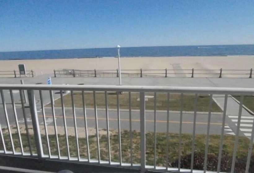 스탠다드 룸 더블 침대 2개, Quality Inn & Suites Oceanfront