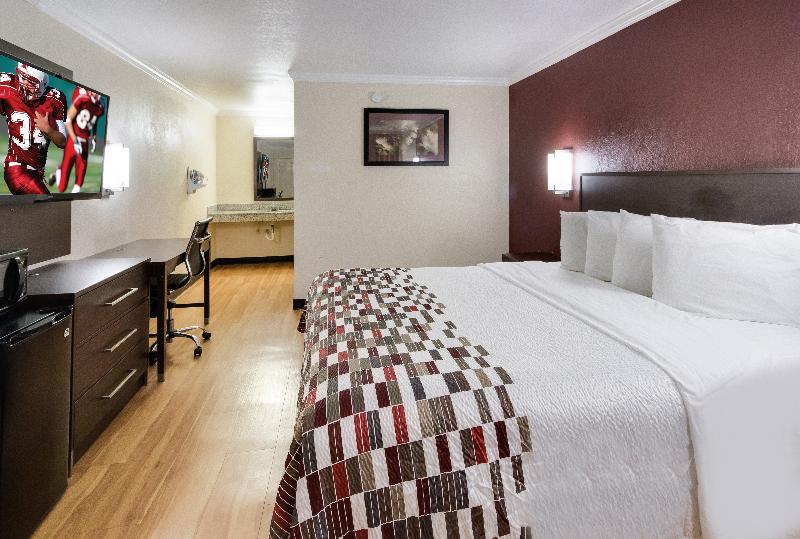 스탠다드 룸 킹사이즈 침대, Red Roof Inn & Suites Commerce  Athens