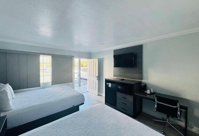 Номер Стандарт, Surestay By Best Western Fresno Central