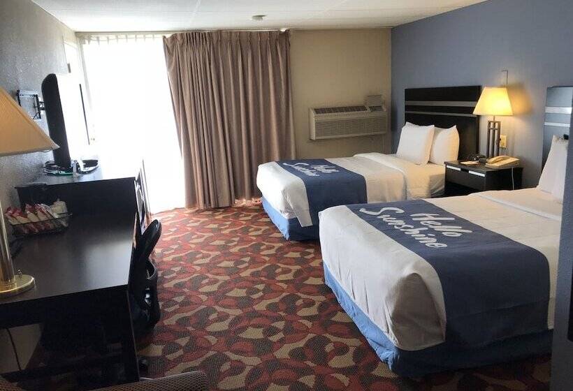 Номер Стандарт 2 Двуспальные Кровати, Days Inn By Wyndham Carlisle North