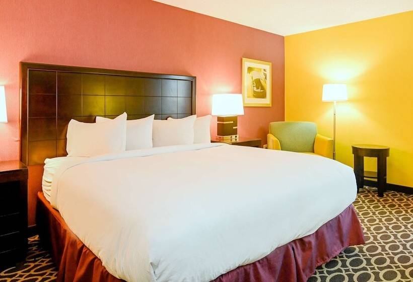 스위트, Doubletree By Hilton Richmond Midlothian
