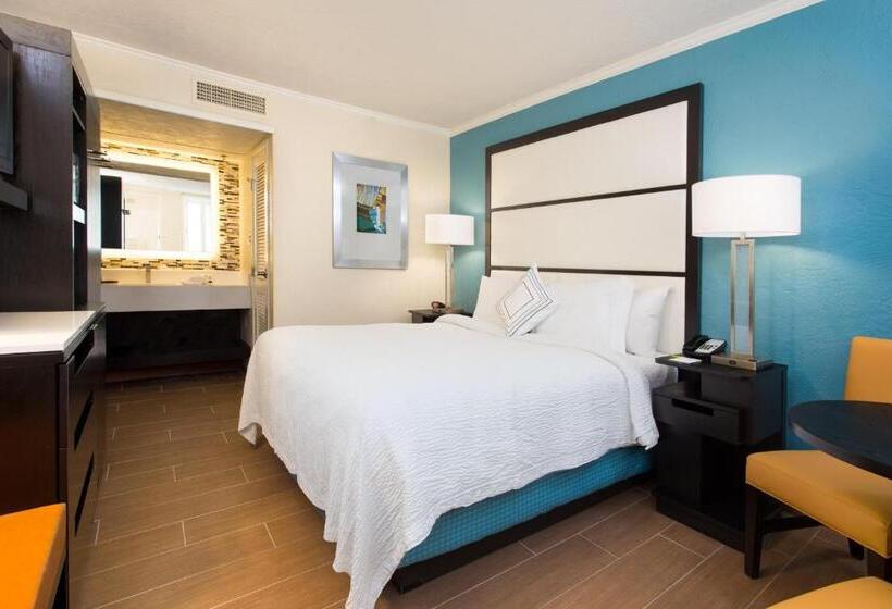 Стандартный Номер Кровать Кинг, Fairfield Inn & Suites By Marriott Key West