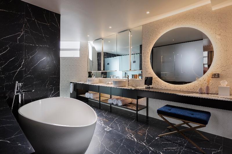 장애인을 위한 킹사이즈 침대 스탠다드 룸, Hyatt Regency Newport Beach