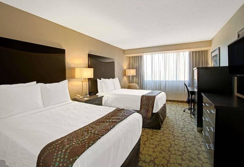 Номер Стандарт 2 Двуспальные Кровати, Ramada Plaza By Wyndham Charlotte South End Airport