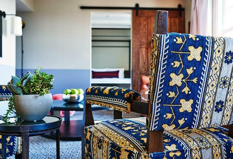 Suíte Cama King, The Hollywood Roosevelt