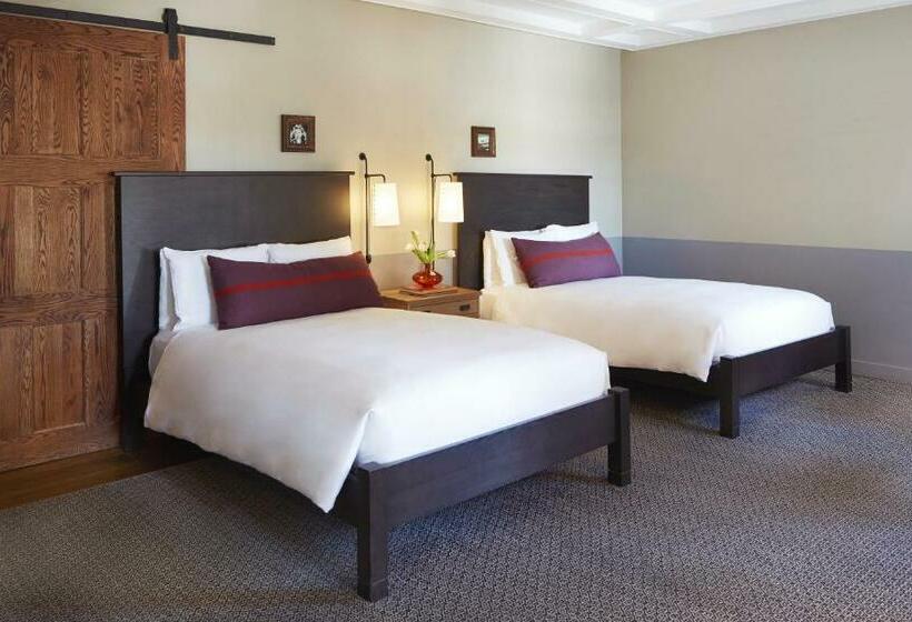 Quarto Superior, The Hollywood Roosevelt