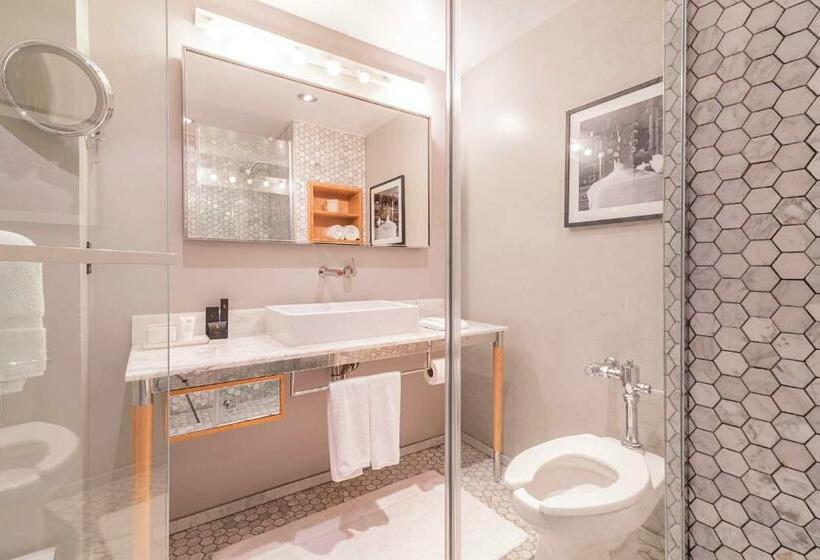 Quarto Estandar Vista Piscina, The Hollywood Roosevelt