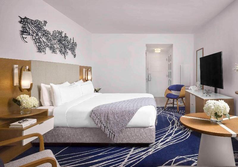 キングサイズベッドのスタンダードルーム, Hilton Fort Lauderdale Marina