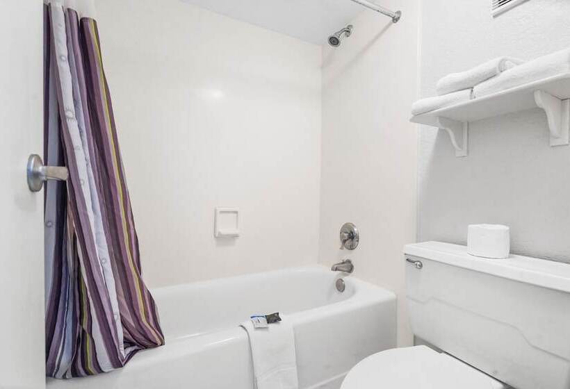 Номер Стандарт 2 Двуспальные Кровати, La Quinta Inn By Wyndham Costa Mesa Orange County