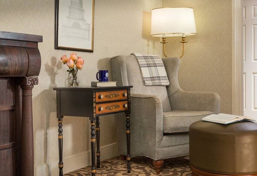 标准间, Linden Row Inn