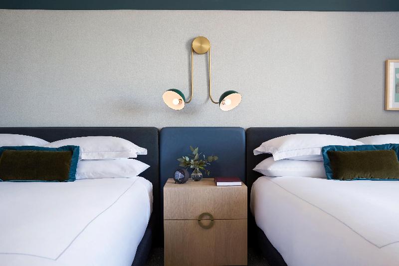 Люкс Кровать Кинг, Newport Beach Marriott Bayview
