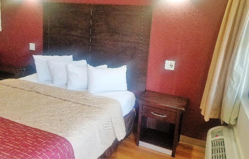 חדר סופריור, Red Roof Inn & Suites Houston  Hobby Airport